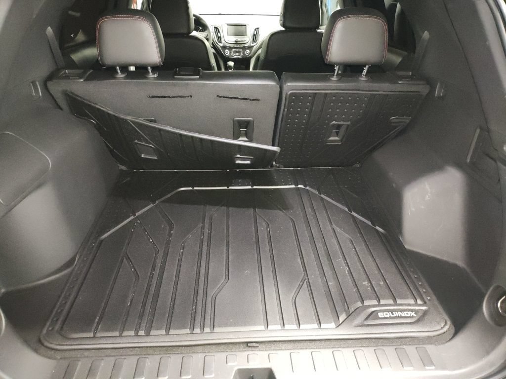 Used 2023 Chevrolet Equinox RS w/ LPO, Floor Liner Package FWD image 16