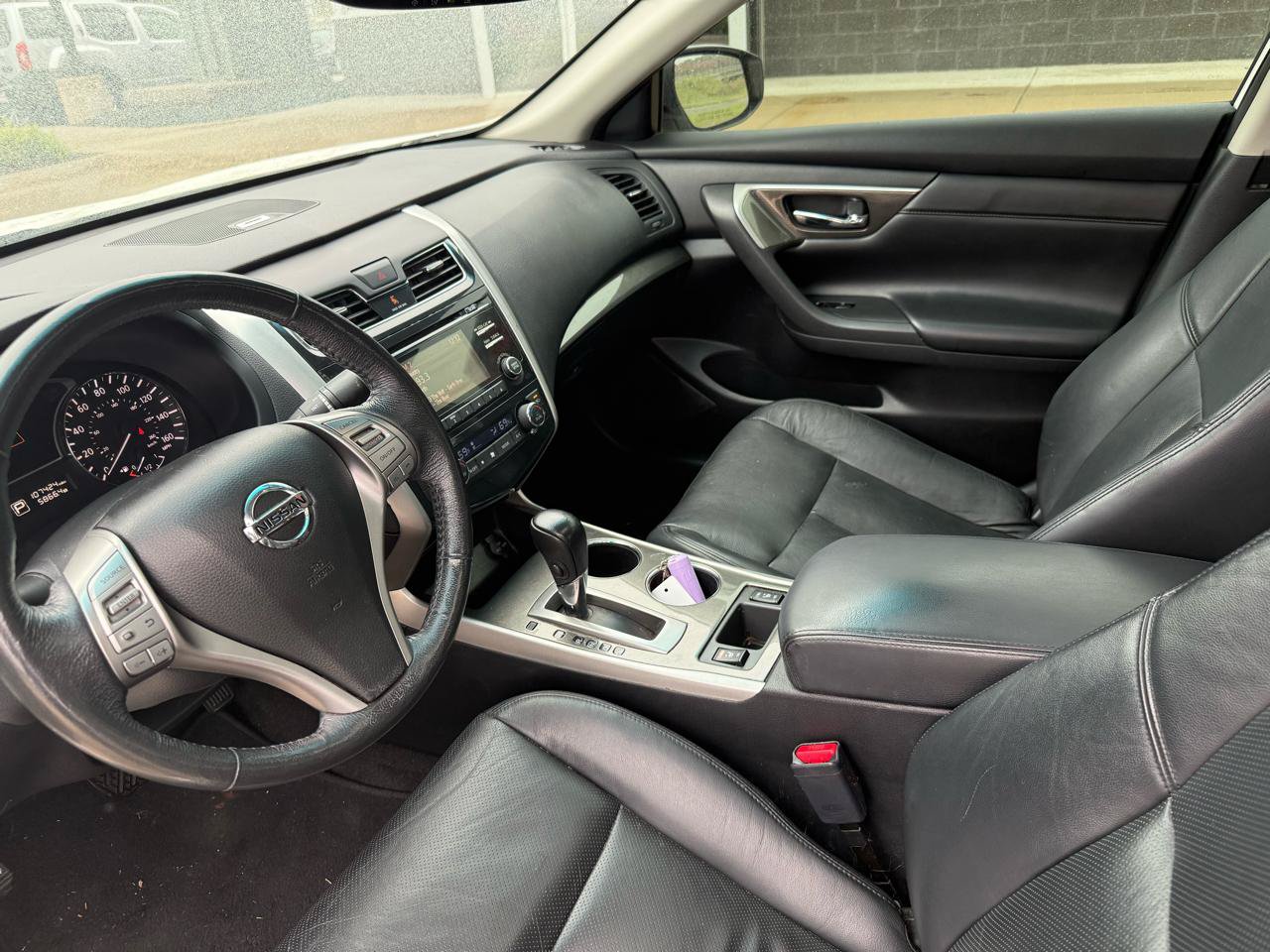 Used 2015 Nissan Altima 2.5 SL w/ Moonroof Package FWD image 14