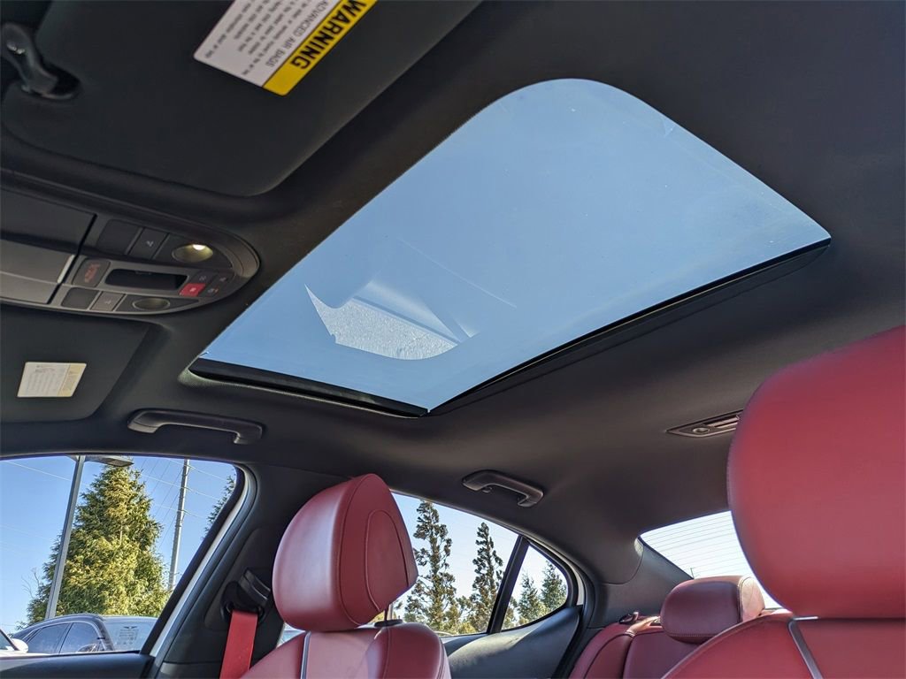 Used 2025 Genesis G70 2.5T w/ Sport Prestige Package AWD/4WD image 19