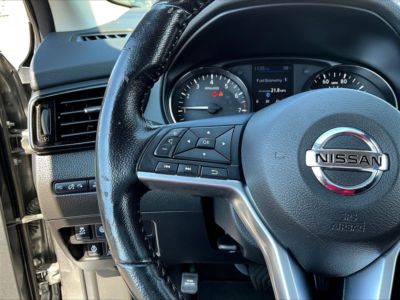 Used 2021 Nissan Rogue Sport SV AWD/4WD image 11