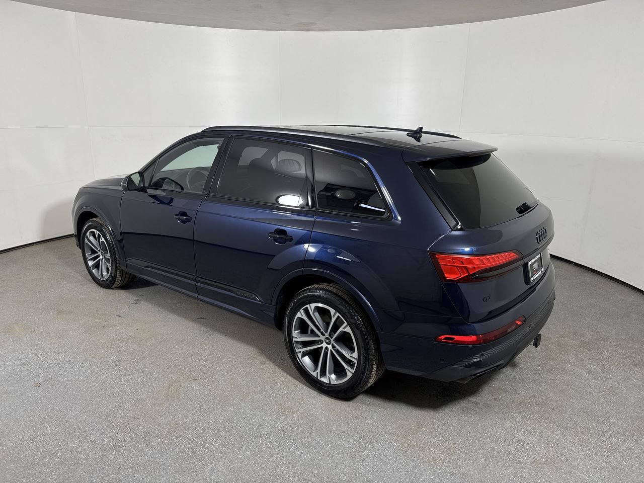 Used 2025 Audi Q7 2.0T Premium Plus w/ Premium Plus Package image 32