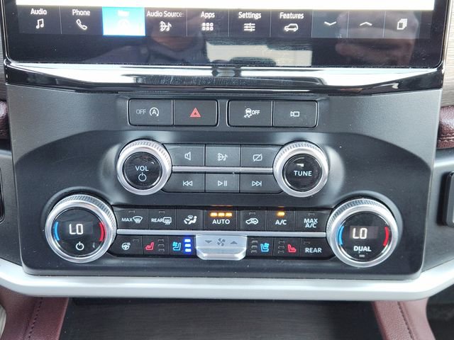 Used 2024 Ford Expedition Limited image 18