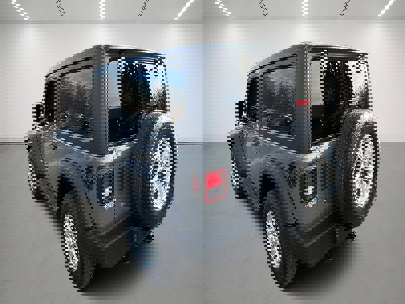 Used 2020 Jeep Wrangler Sport image 3