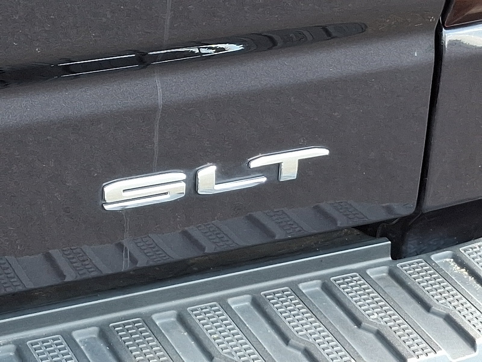 Used 2023 GMC Sierra 1500 SLT w/ SLT Premium Plus Package AWD/4WD image 33