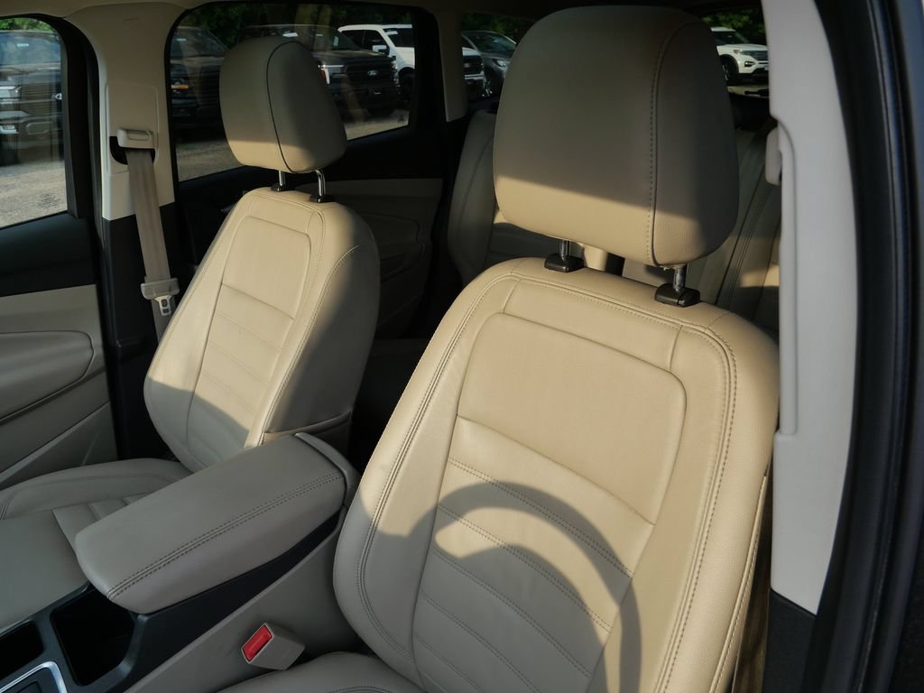 Certified 2017 Ford Escape Titanium w/ Equipment Group 301A AWD/4WD image 20