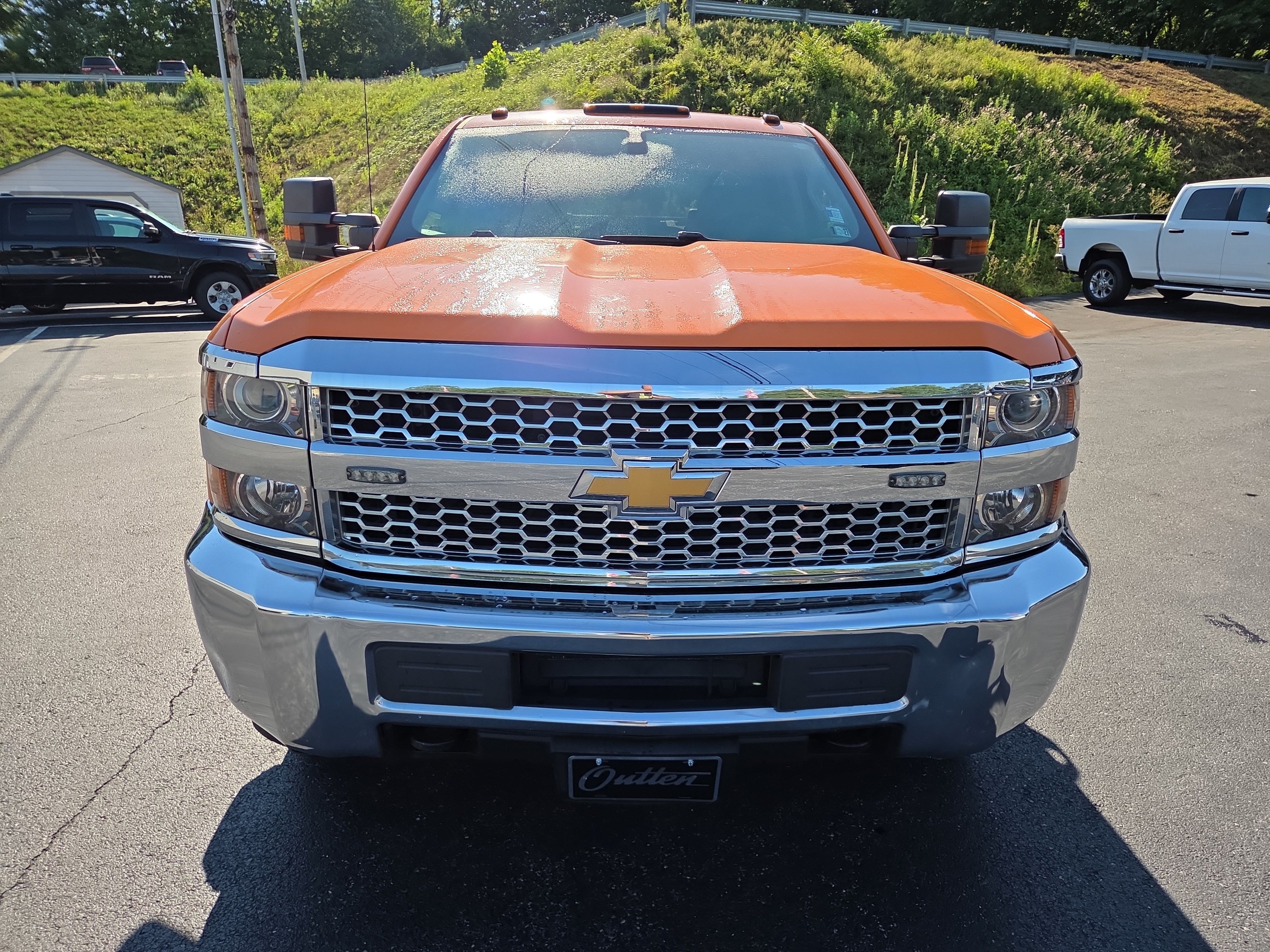 Used 2019 Chevrolet Silverado 3500 W/T w/ WT Convenience Package AWD/4WD image 9