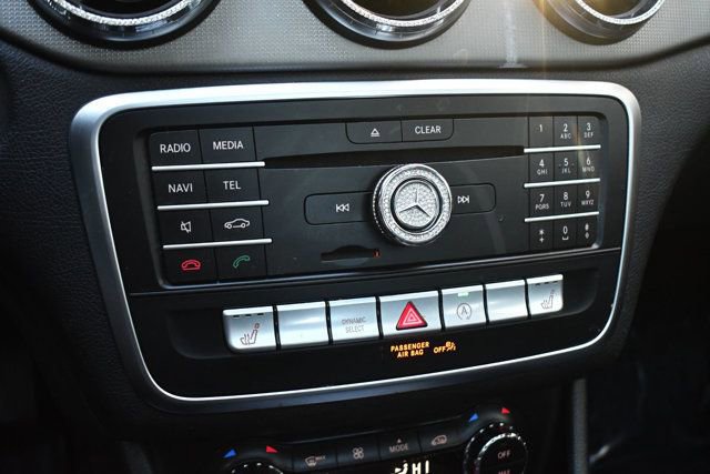 Used 2019 Mercedes-Benz CLA 250 4MATIC w/ Premium Package image 27