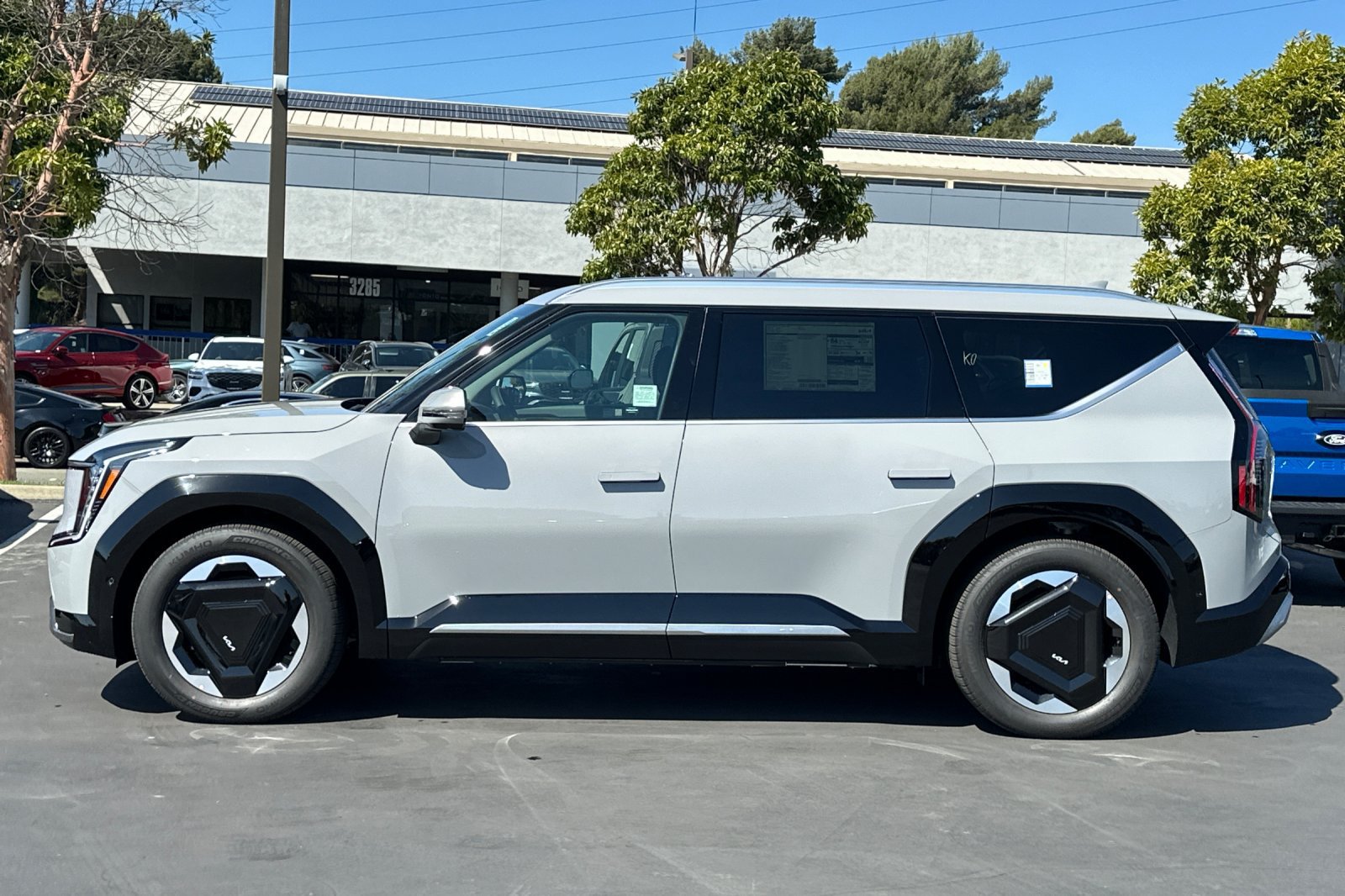New 2026 Kia EV9 Land AWD/4WD image 7