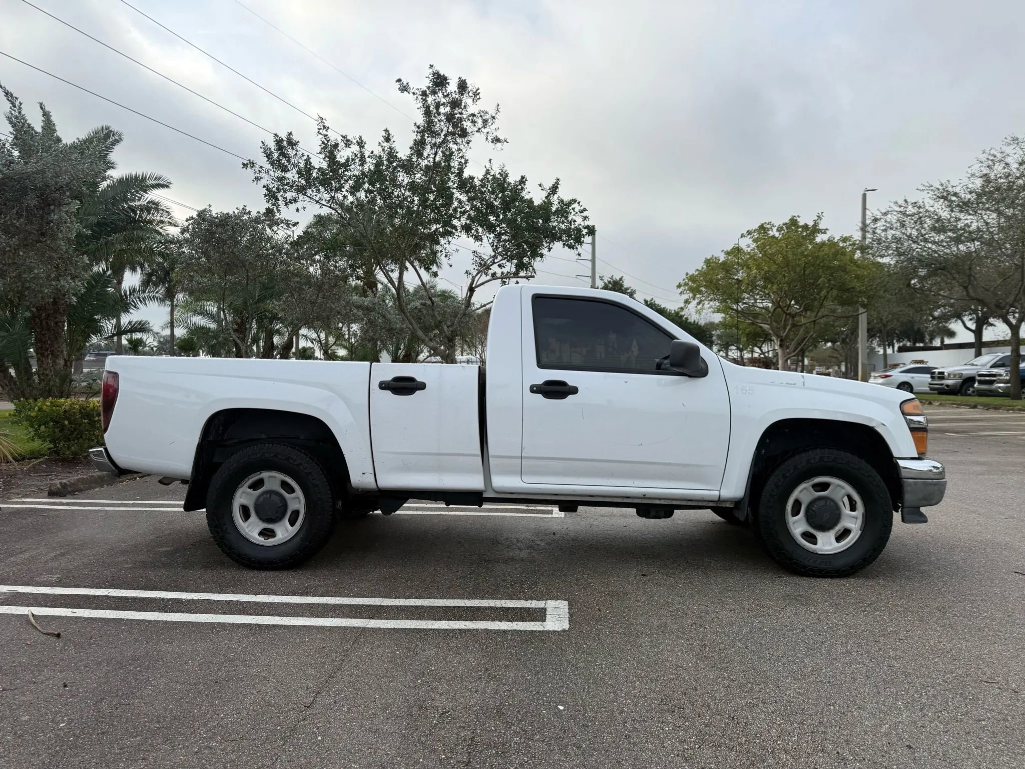 Used 2011 Chevrolet Colorado W/T w/ Mid Box Prep Package image 7