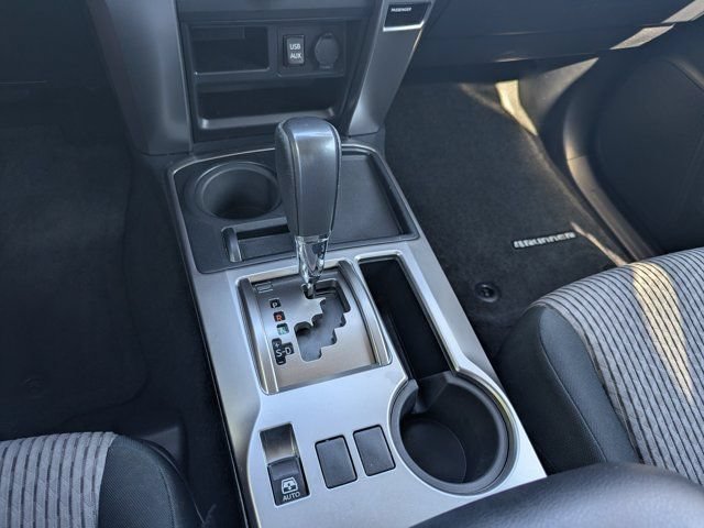 Used 2018 Toyota 4Runner SR5 RWD image 27