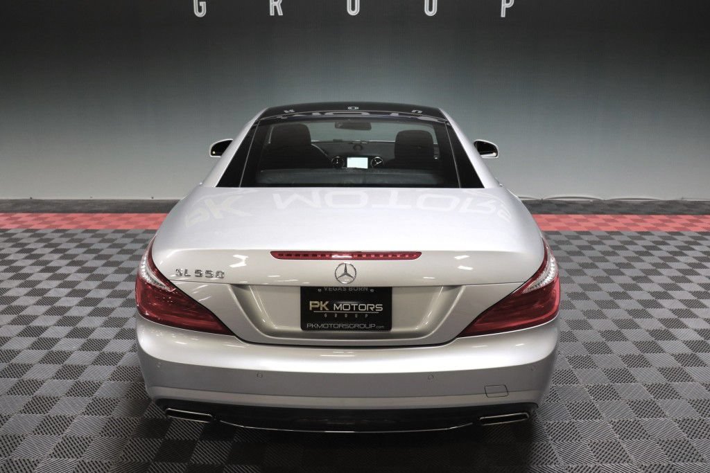 Used 2014 Mercedes-Benz SL 550 w/ Driver Assistance Package image 73