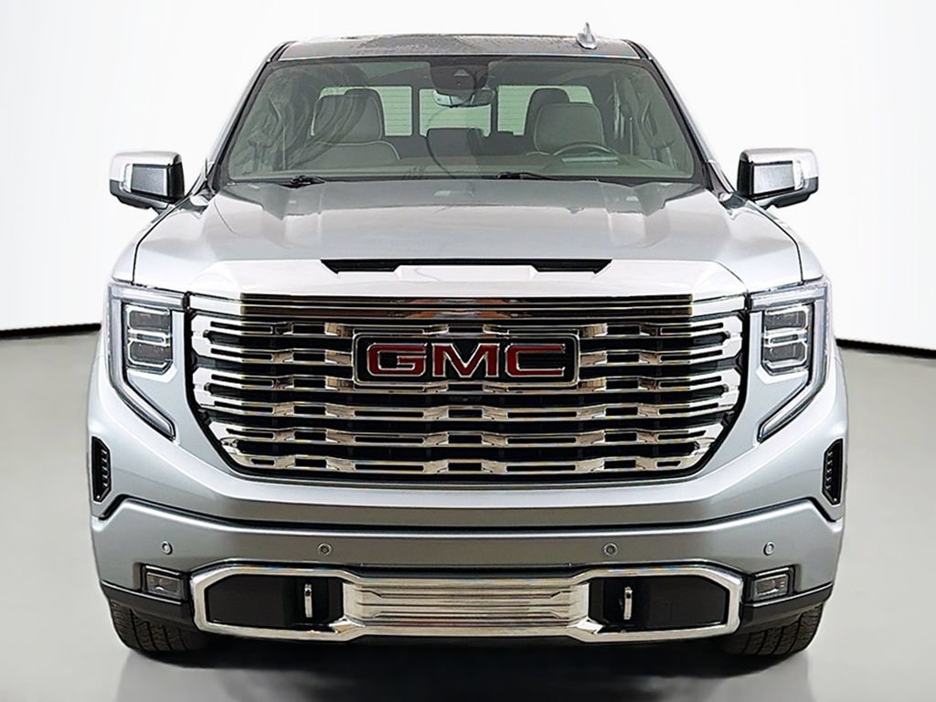 Used 2023 GMC Sierra 1500 Denali w/ Denali Reserve Package AWD/4WD image 17