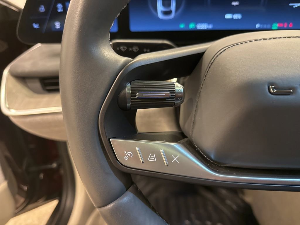 Used 2022 Lucid Air Dream Edition image 13