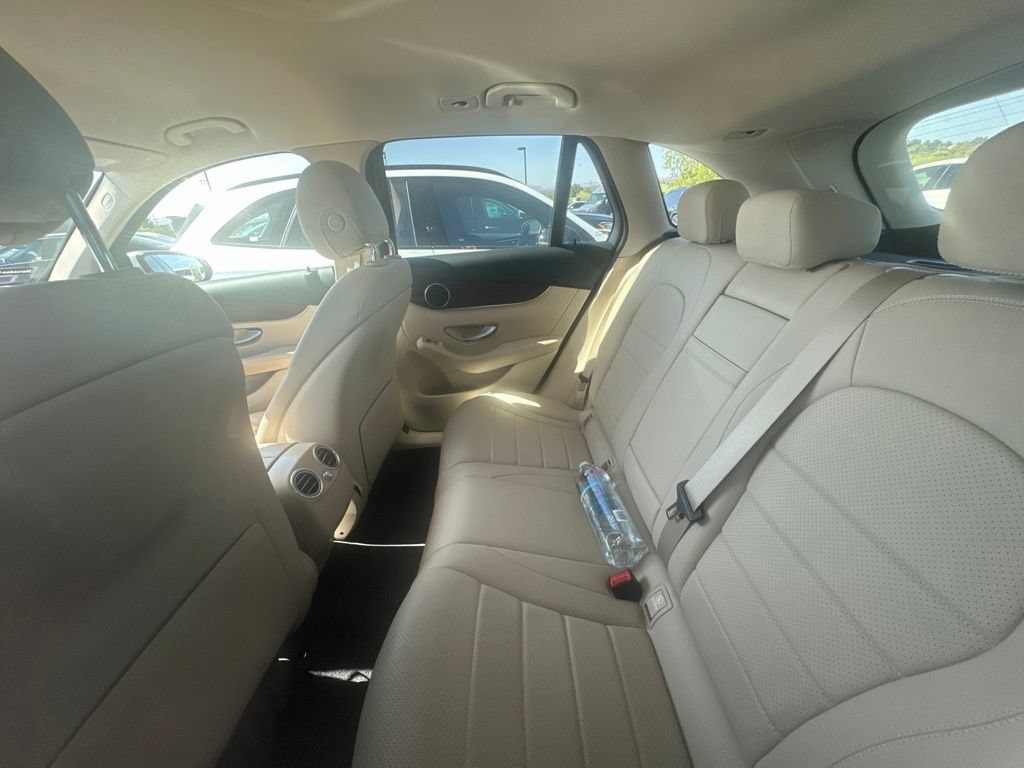 Used 2021 Mercedes-Benz GLC 300 image 10