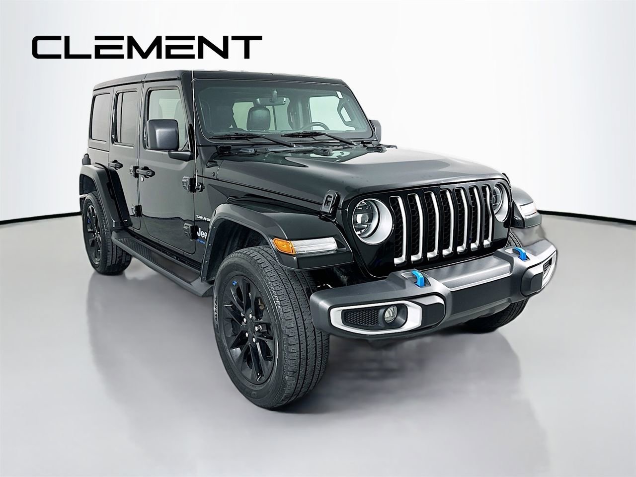 Used 2023 Jeep Wrangler Unlimited Sahara w/ Cold Weather Group image 5