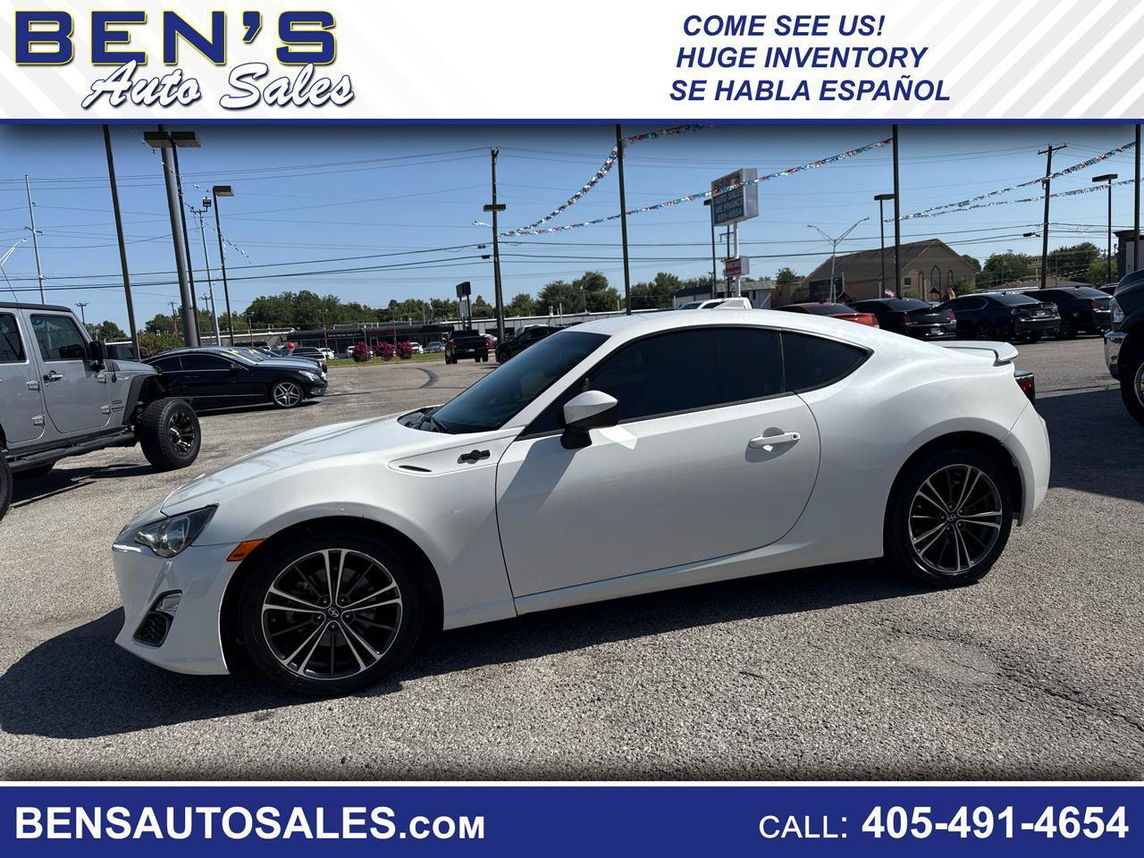 Used 2015 Scion FR-S RWD image 1