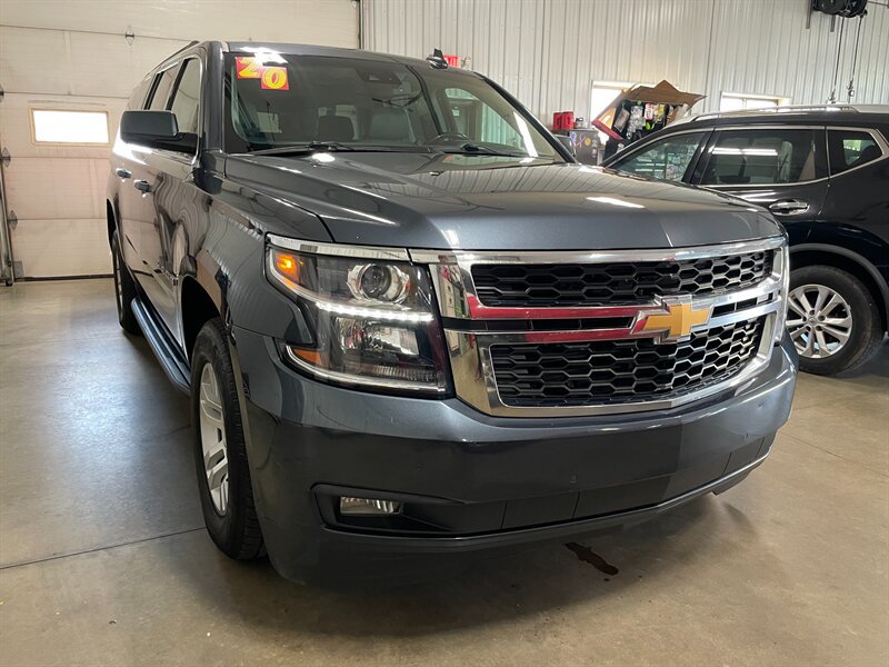 Used 2020 Chevrolet Suburban LT AWD/4WD image 5