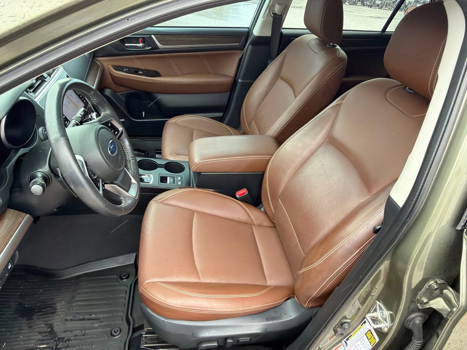 Used 2018 Subaru Outback 3.6R Touring AWD/4WD image 7