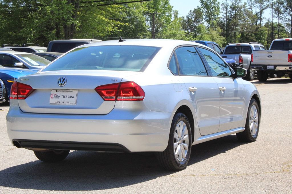 Used 2015 Volkswagen Passat 1.8T Wolfsburg Edition image 8