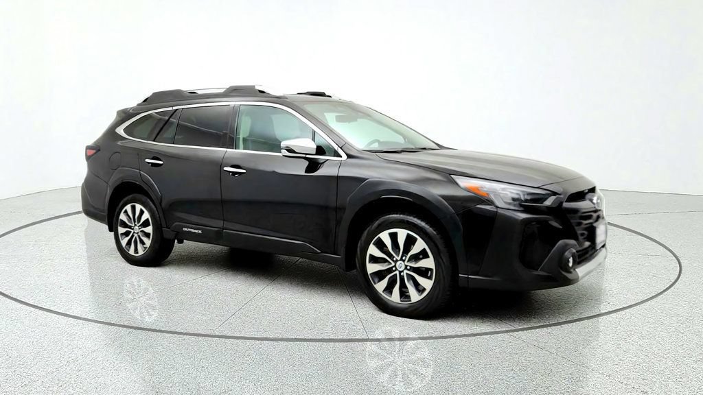 Used 2024 Subaru Outback Touring XT AWD/4WD image 3