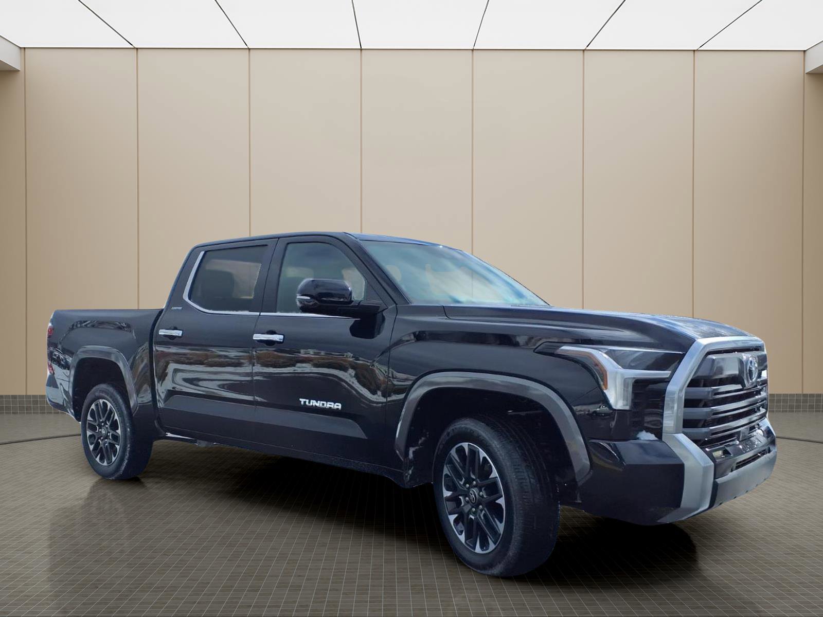 Used 2025 Toyota Tundra Limited AWD/4WD image 4