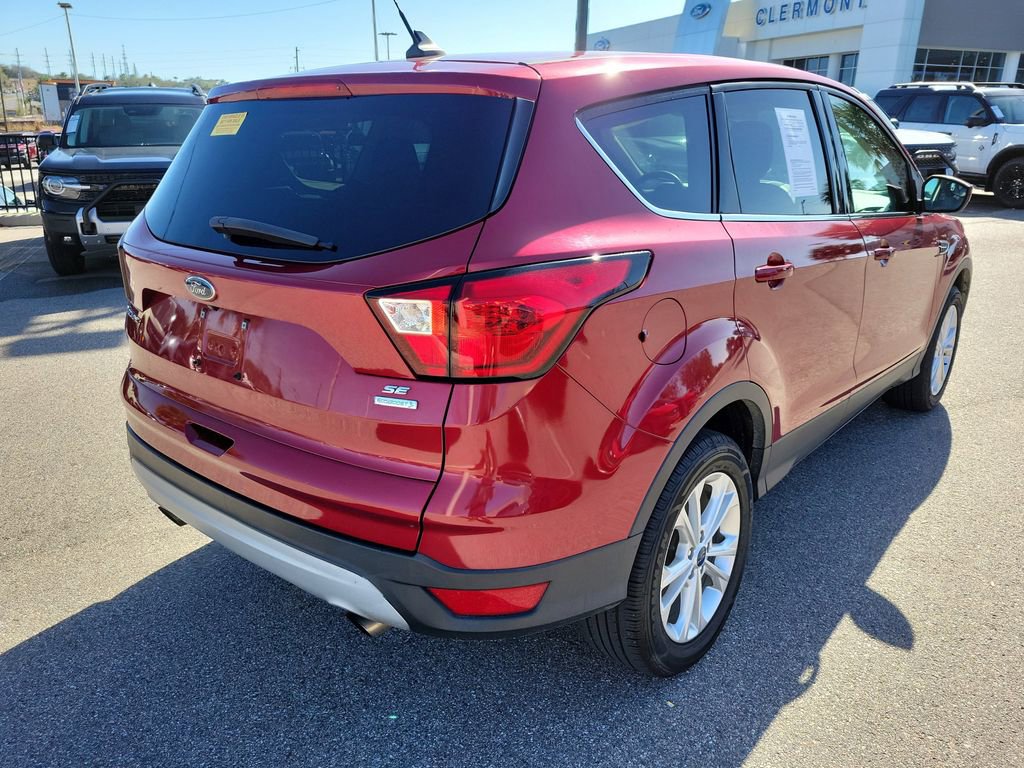 Used 2019 Ford Escape SE image 5
