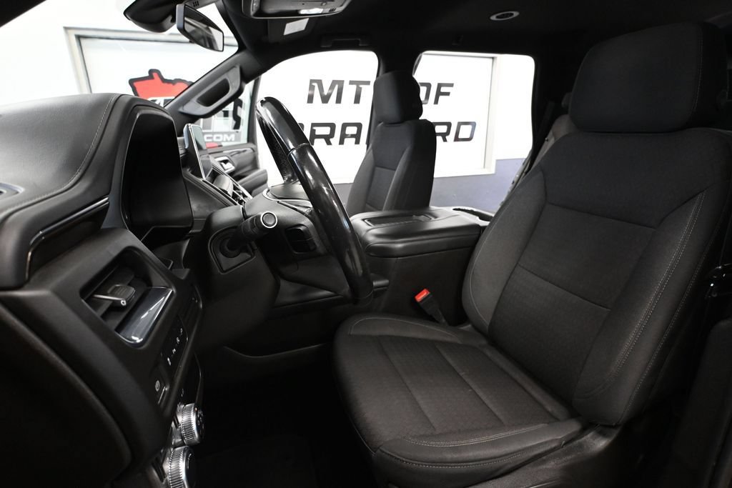 Used 2021 GMC Yukon SLE AWD/4WD image 18