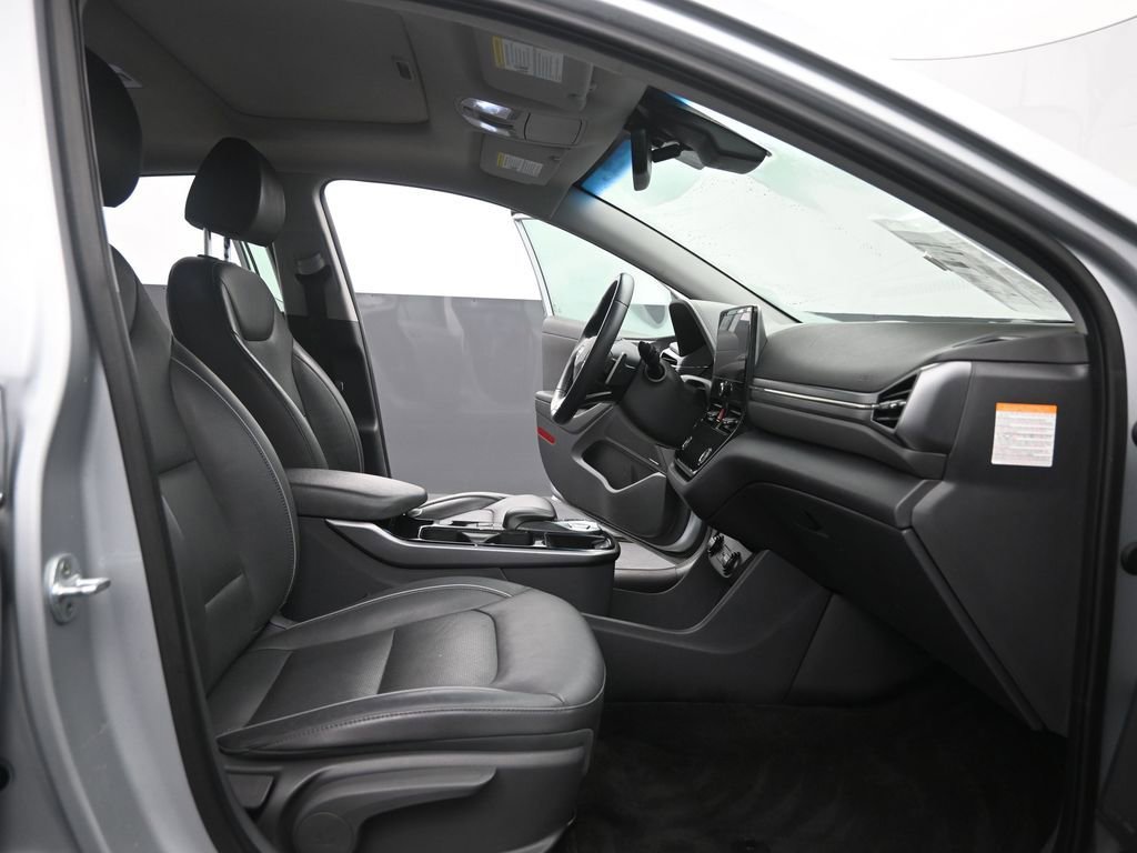 Used 2021 Hyundai Ioniq Limited image 18