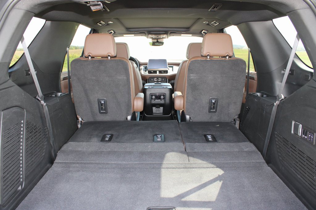 Used 2023 Chevrolet Tahoe High Country image 38