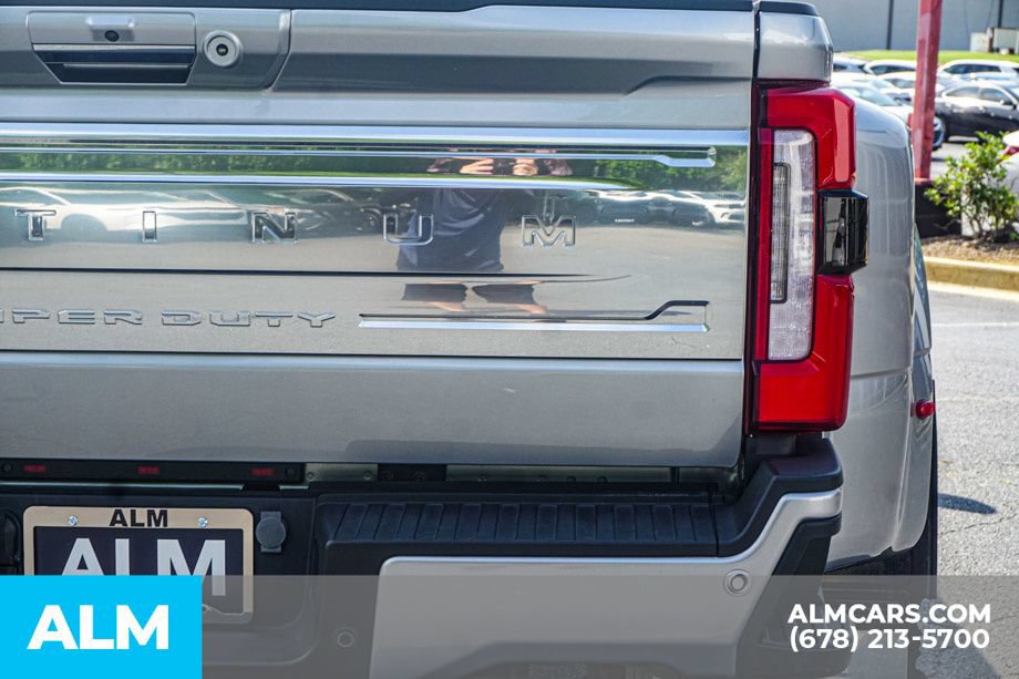 Used 2023 Ford F450 Platinum w/ Camper Package AWD/4WD image 13