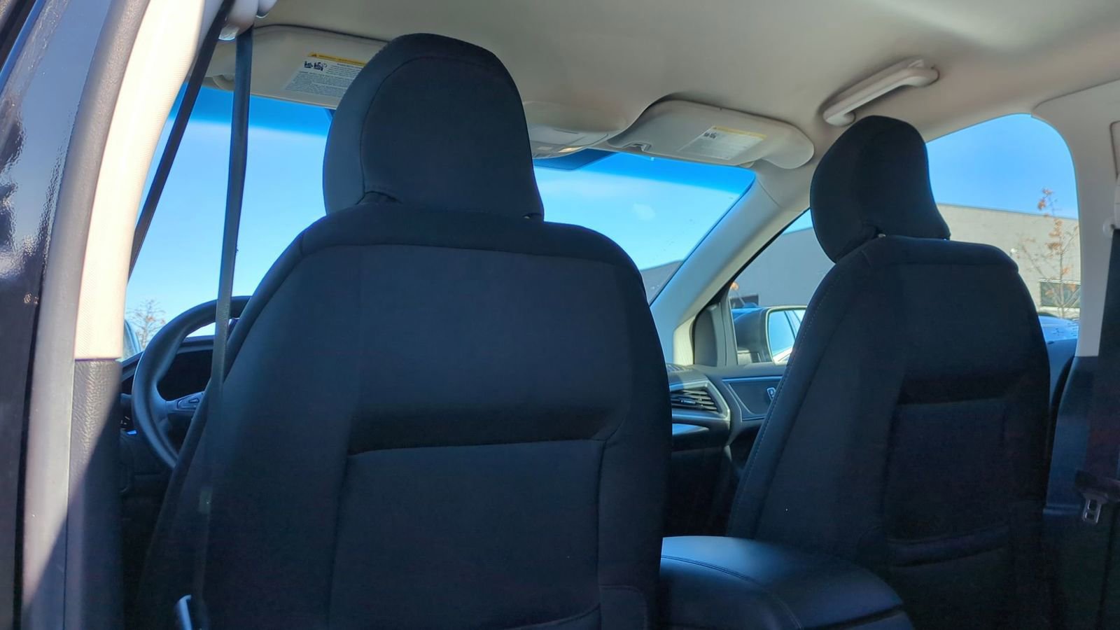 Used 2018 Ford Edge SE image 16