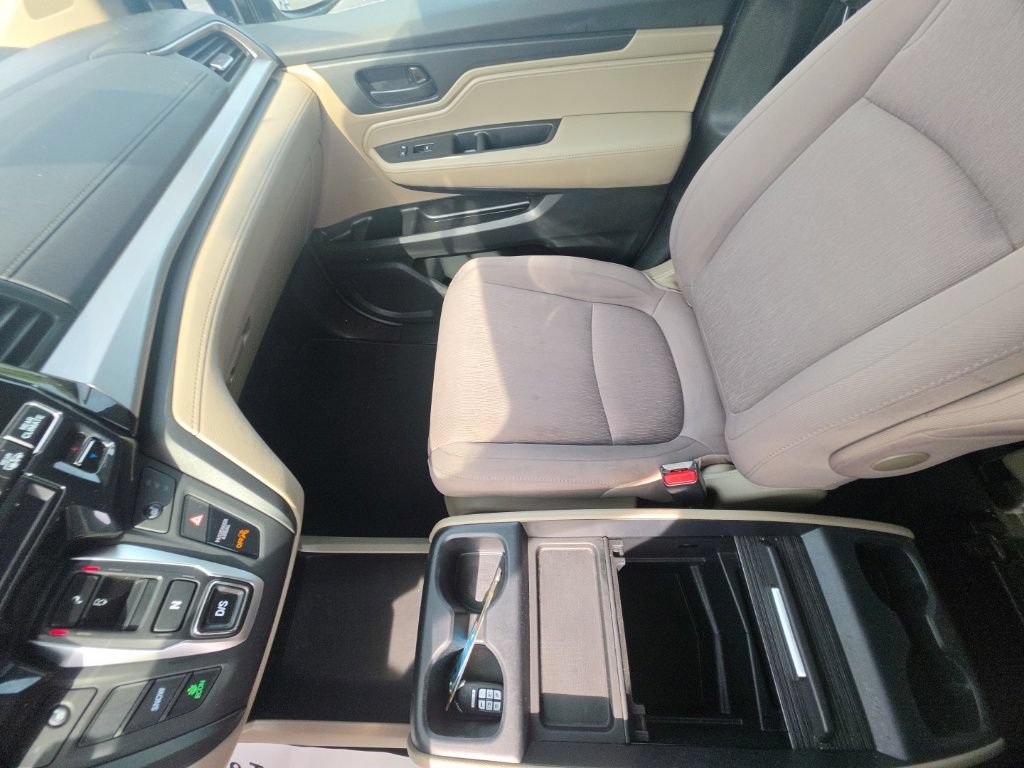 Used 2019 Honda Odyssey EX image 23