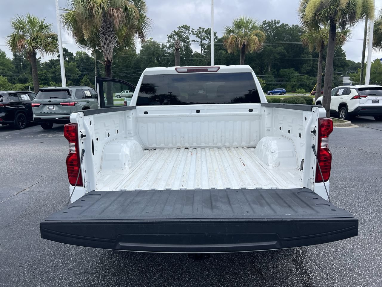 Used 2023 Chevrolet Silverado 1500 Custom w/ LPO, Dark Essentials Package RWD image 33