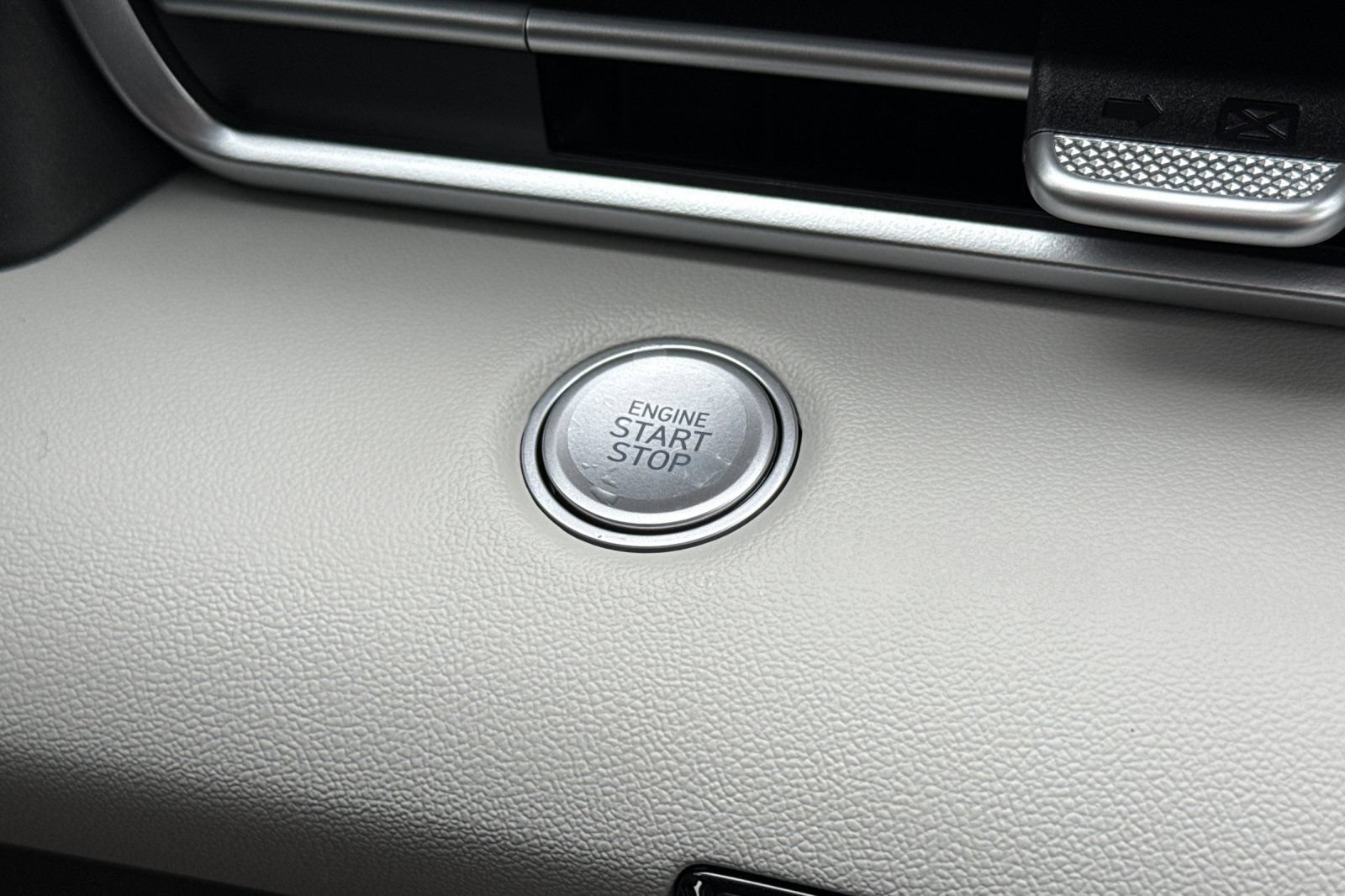 New 2026 Hyundai Elantra SEL Sport FWD image 20