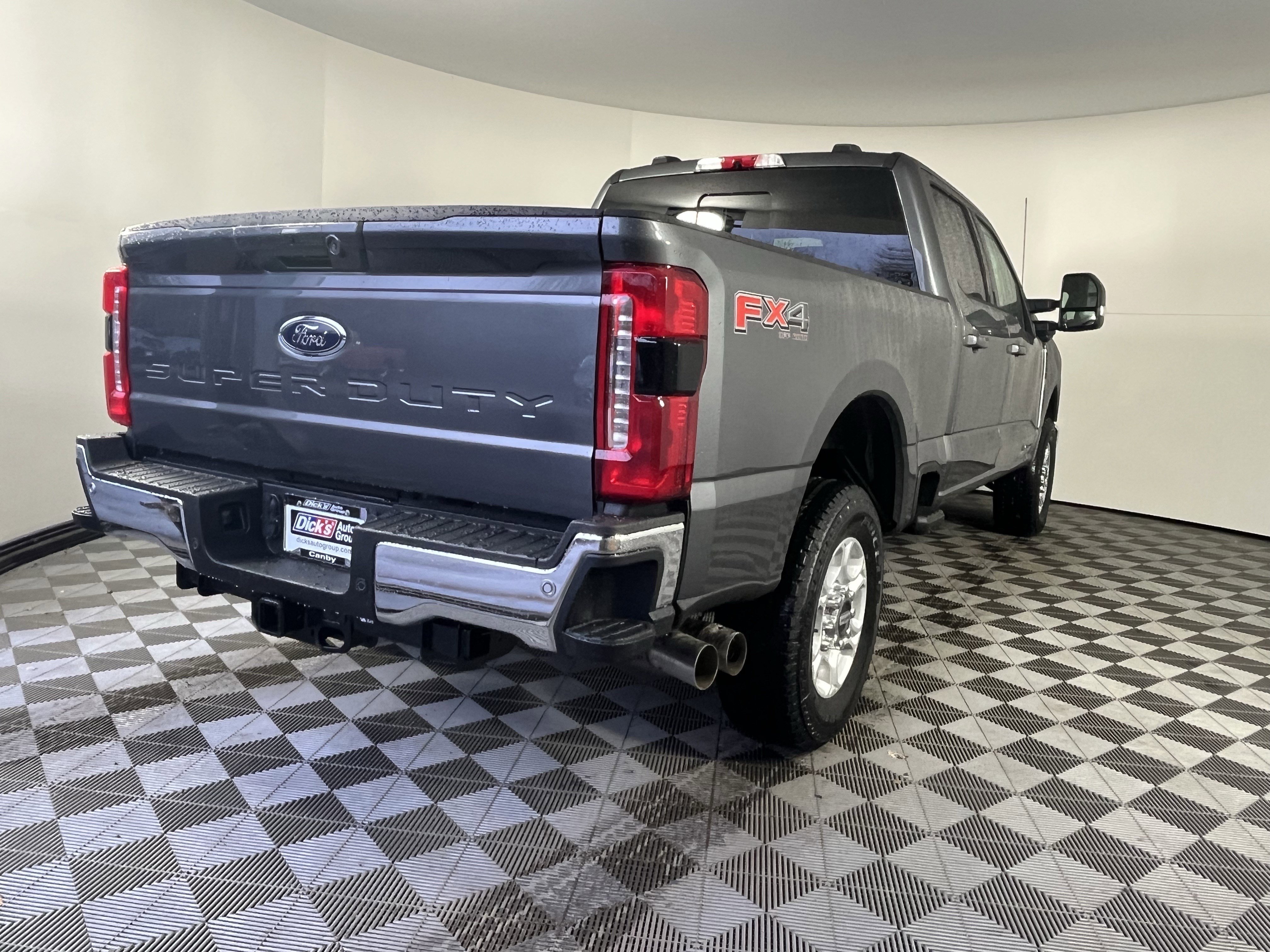 New 2026 Ford F250 XLT w/ XLT Premium Package image 5