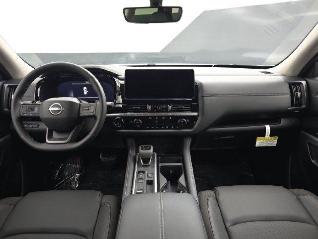 New 2026 Nissan Pathfinder SL w/ SL Premium Package FWD image 18