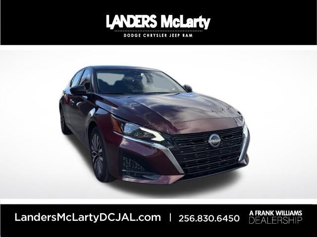 Used 2024 Nissan Altima 2.5 SV