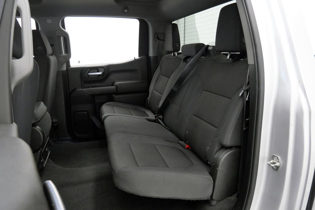 Used 2020 Chevrolet Silverado 1500 Custom w/ Custom Value Package AWD/4WD image 18