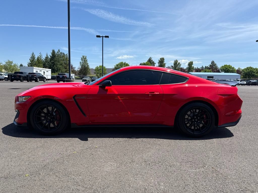 Used 2016 Ford Mustang Shelby GT350 w/ Technology Package RWD image 4