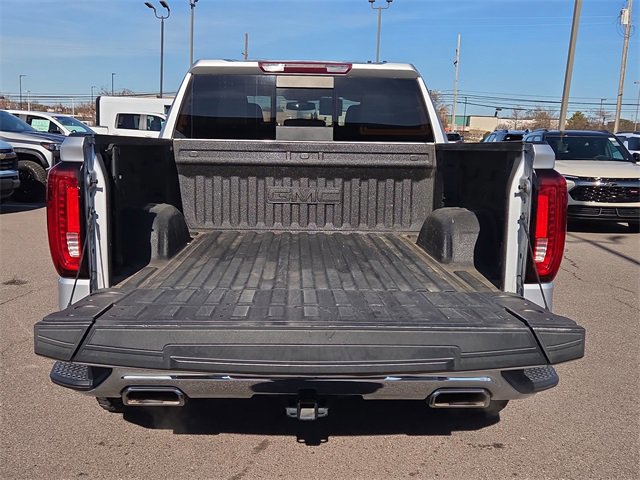 Used 2021 GMC Sierra 1500 SLT w/ SLT Premium Package image 14