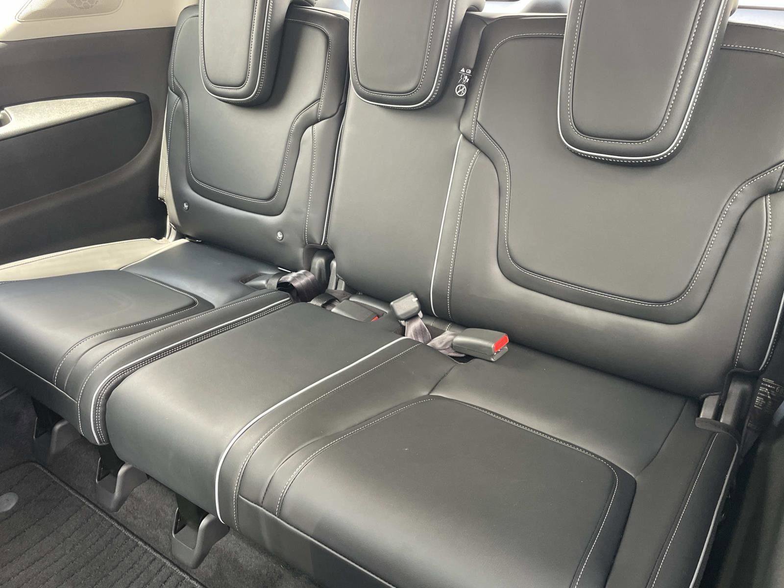 Used 2025 INFINITI QX80 Luxe w/ Cargo Package AWD/4WD image 11