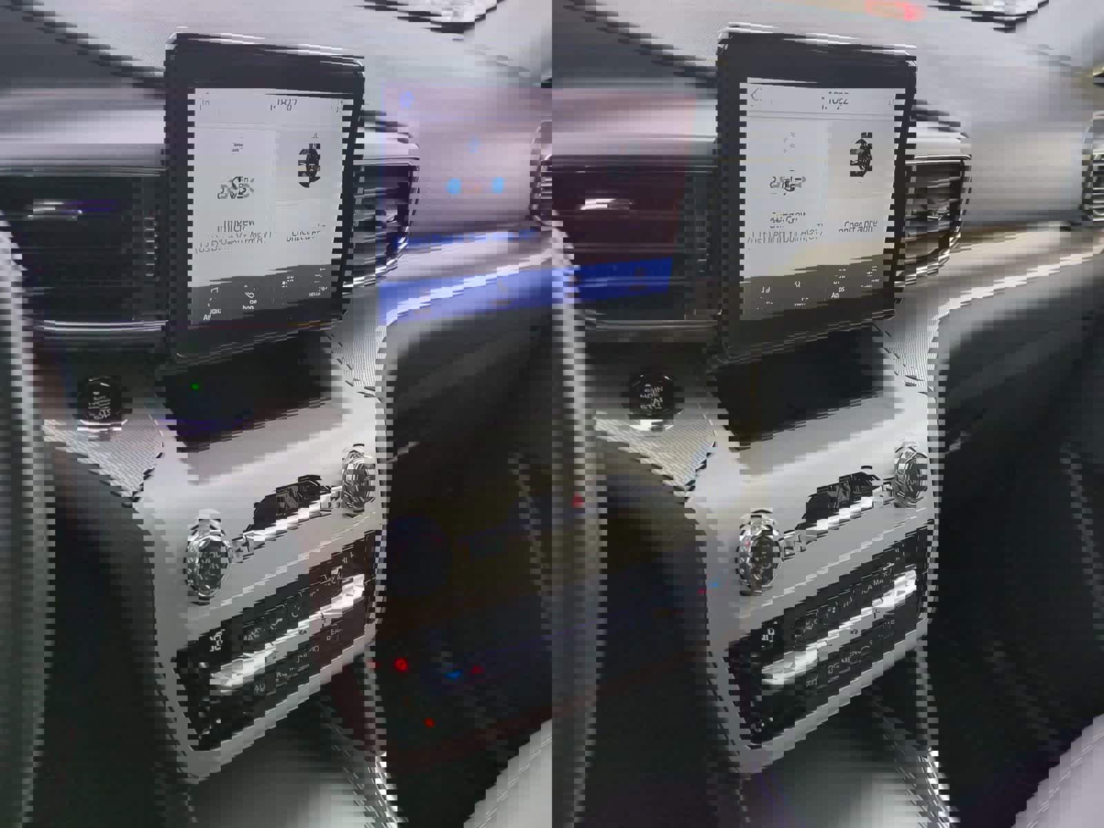 Used 2021 Ford Explorer XLT w/ Equipment Group 202A image 29