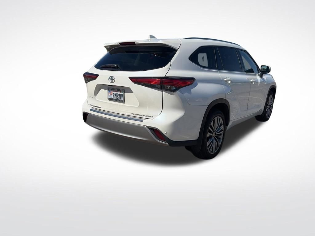 Used 2021 Toyota Highlander Platinum AWD/4WD image 5