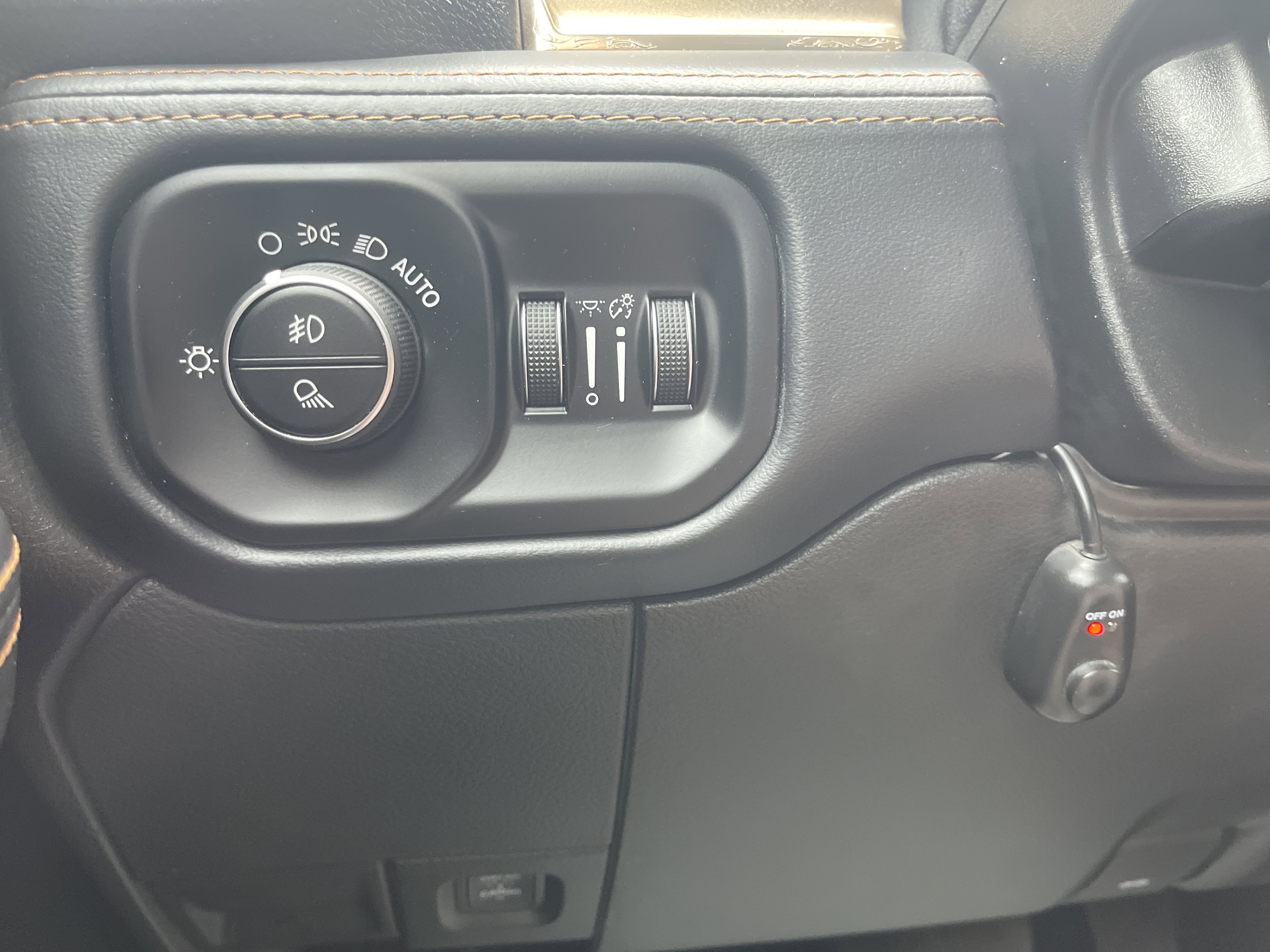 Used 2021 RAM 2500 Limited AWD/4WD image 22
