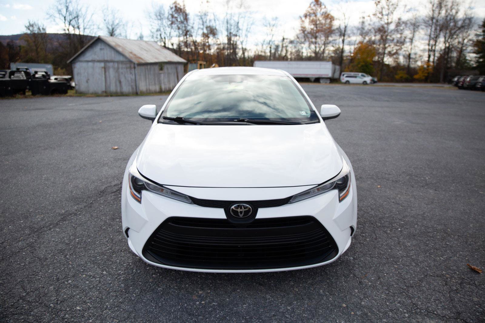 Used 2024 Toyota Corolla LE image 8