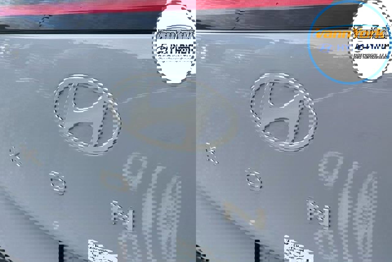 New 2026 Hyundai Kona SEL Premium image 32