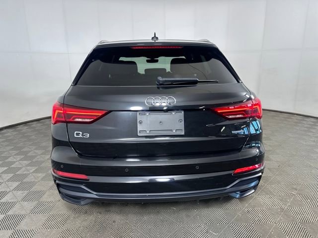 Used 2020 Audi Q3 2.0T Prestige w/ Prestige Package image 4