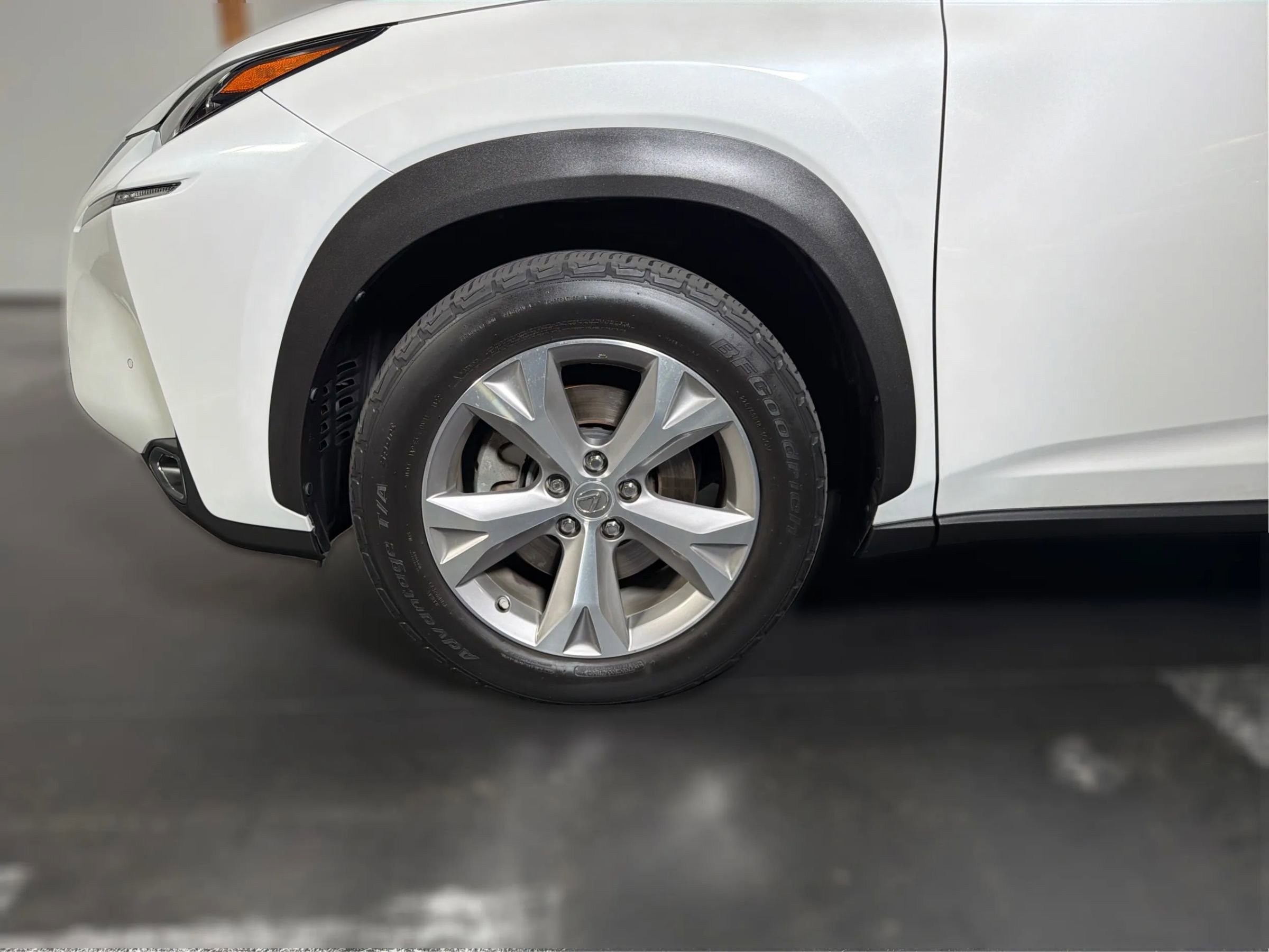 Used 2017 Lexus NX 200t FWD image 26