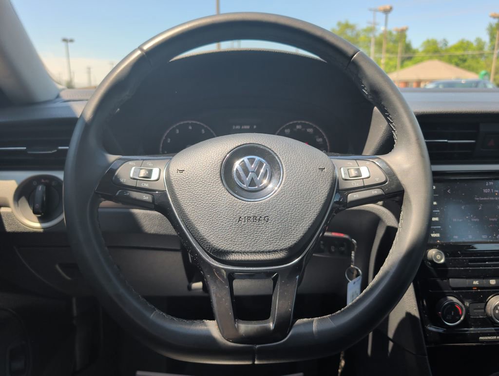 Used 2021 Volkswagen Passat 2.0T S FWD image 11