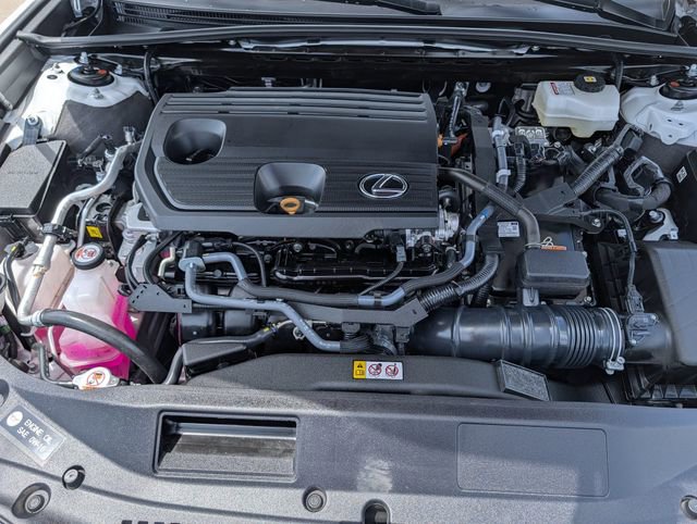 Used 2025 Lexus ES 300h Ultra Luxury FWD image 36